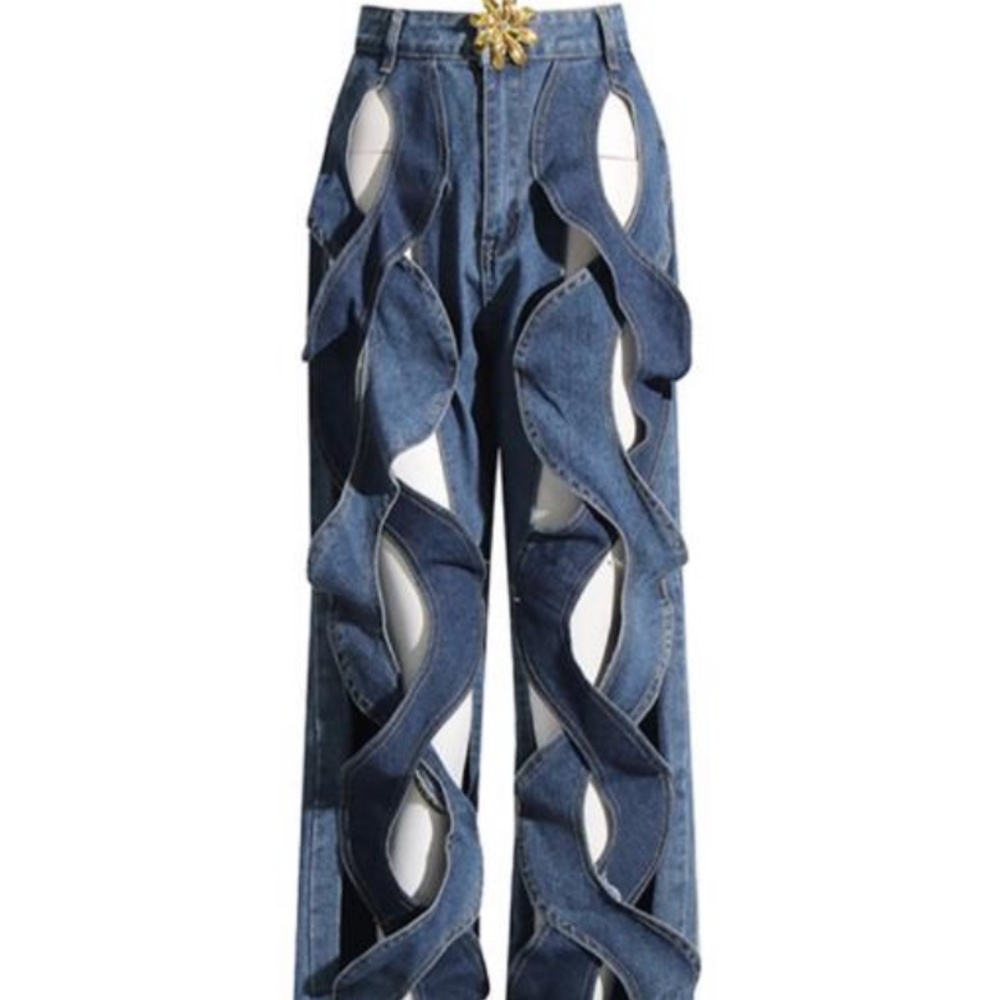 Jean - Picture 5 of 9